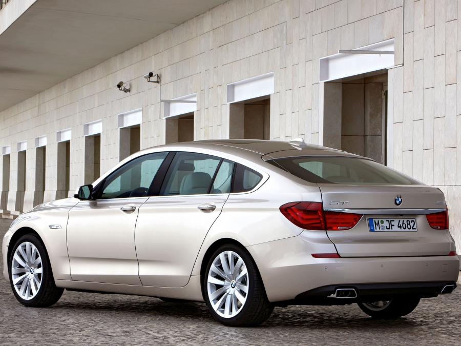  BMW 550i Gran Turismo 2009 года  (фото 6 из 22)